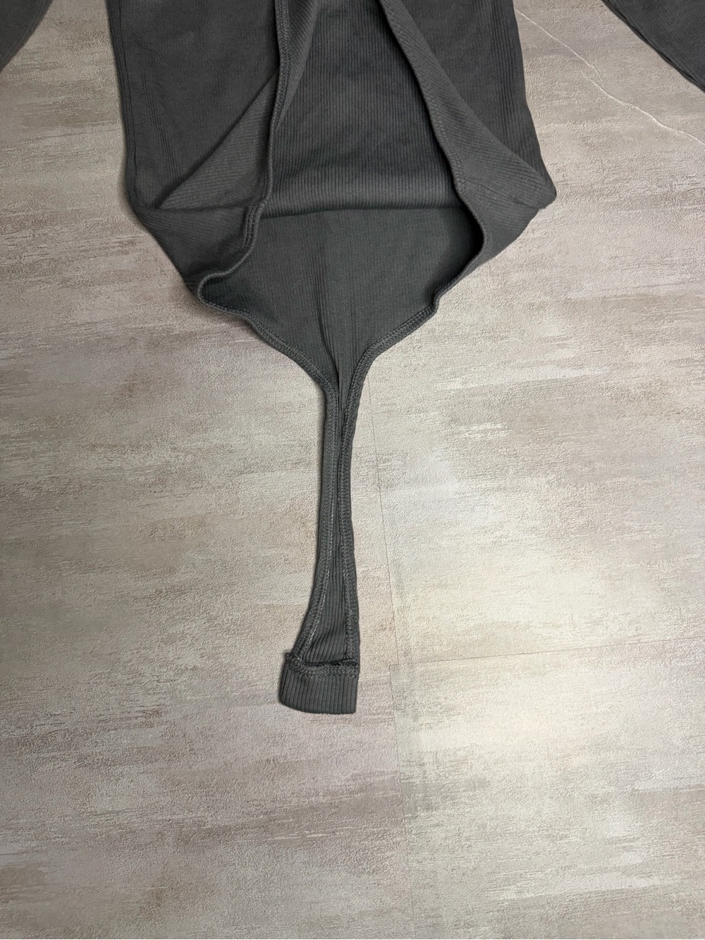 Express Gray Off-Shoulder Ribbed Button-Front Bodysuit - Picture 3 of 4